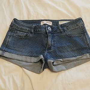 Bullhead roll up jean shorts